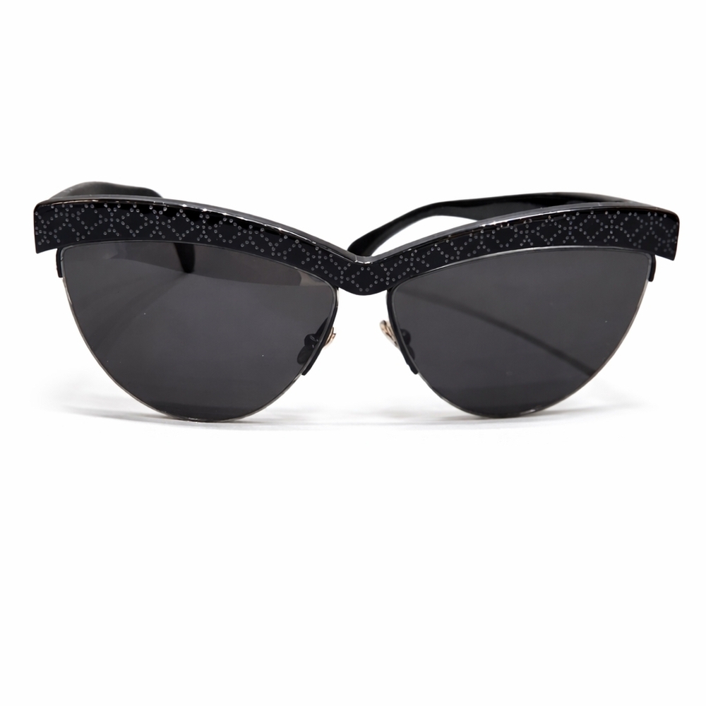 ALAIA Cateye Black Studded Women's Sunglasses, NWT and Package - Picture 3 of 13